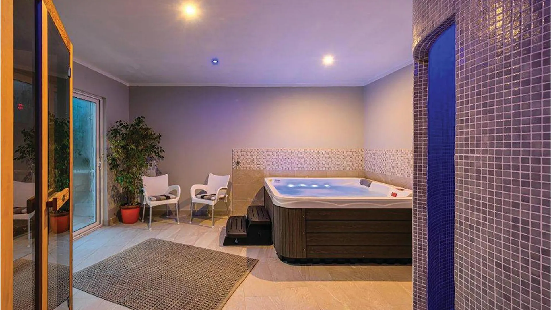 2 Bedroom Beautiful Apartment In Labin Drenje  0*, Drenje (Istria) Hırvatistan